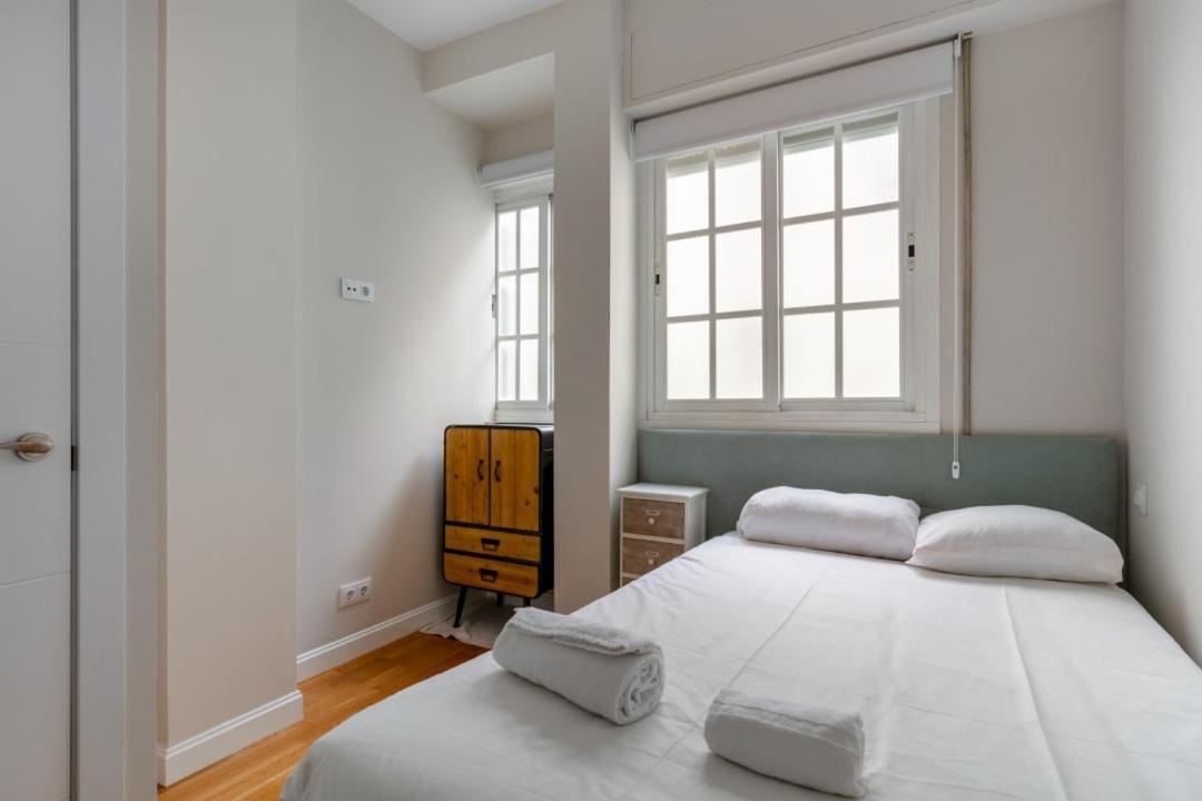 Bright With Views - 2Bd 1Bth- Av America Madrid Luaran gambar